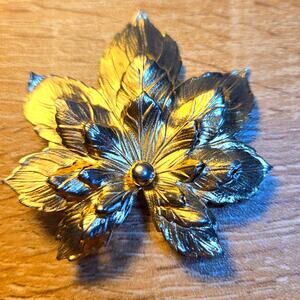 Vintage Gold Tone Leaf Floral Brooch Statement Pin